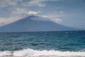 Hansa_Fuji_medium.jpg (20574 �o�C�g)