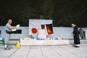 Rabaul_war_memorial_2_medium.jpg (21635 �o�C�g)