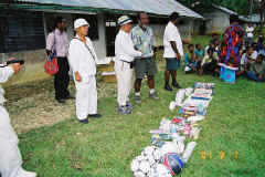 Uewak_gakkou_houmon_2_medium.jpg (48914 �o�C�g)