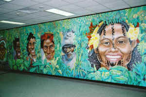 images/atPOMairport_medium.jpg (41411 �o�C�g)